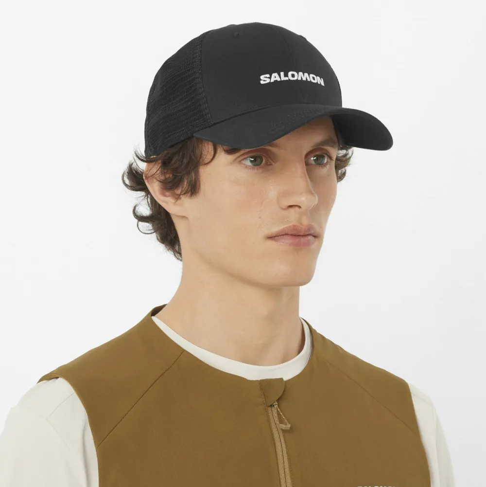 Outlet Logo Trucker Cap Huvudbonader Herr