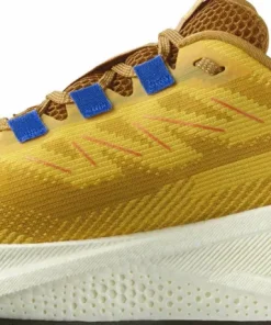 Salomon Men's Aero Blaze 3 Grvl Spicy Mustard/Vanilla Ice/Nautical Blue