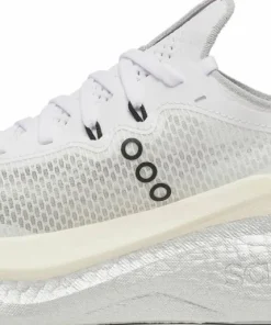 Saucony Women's Endorphin Pro 5 White/Black Clearance