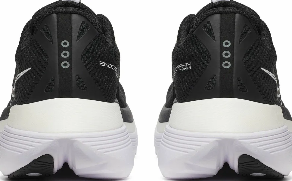 Saucony Women's Endorphin Trainer Black/white