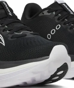 Saucony Women's Endorphin Trainer Black/white