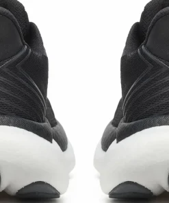 Saucony Women's Triumph 23 Black/White Hot
