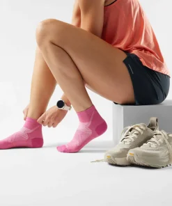 Smartwool Women's Run Ankle Socks Zero Cushion Garden Pink
