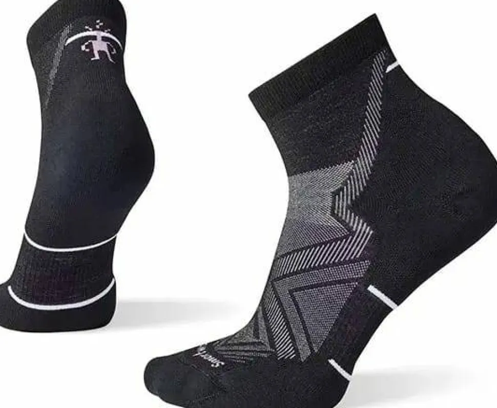 Smartwool Women's Run Targeted Cushion Ankle Socks Black