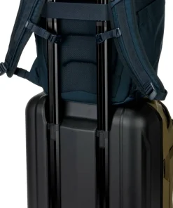 Thule Chasm Recycled Backpack 26L Dark Blue