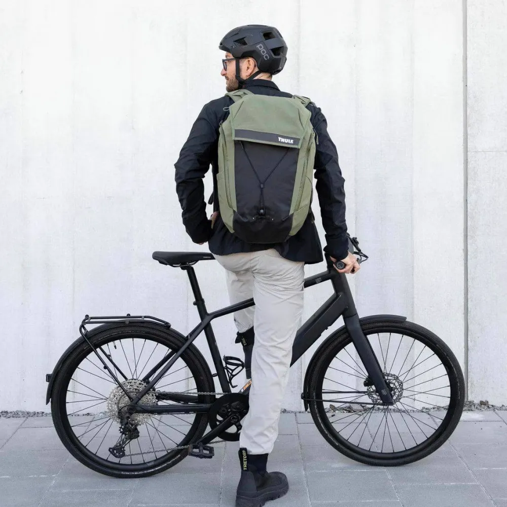 Thule Paramount Bike Backpack 28L Soft Green Hot