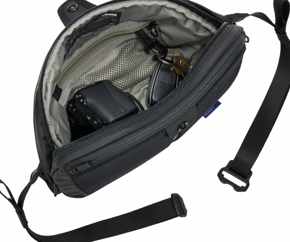 Thule Tact Crossbody 5L Black