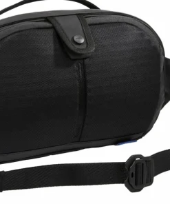 Thule Tact Crossbody 5L Black