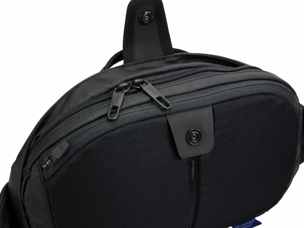 Thule Tact Crossbody 5L Black