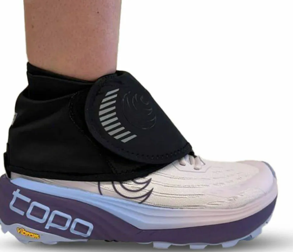 Topo Athletic Switchback Gaiter Black/Black