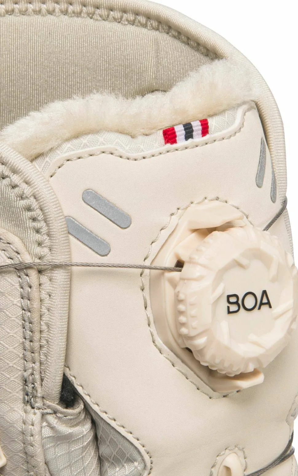 Viking Footwear Unisex Constrictor III High Waterproof Boa Cream
