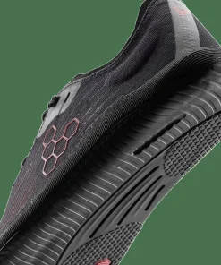 Vivobarefoot Women's Primus Flow Obsidian/Cherry Tomato